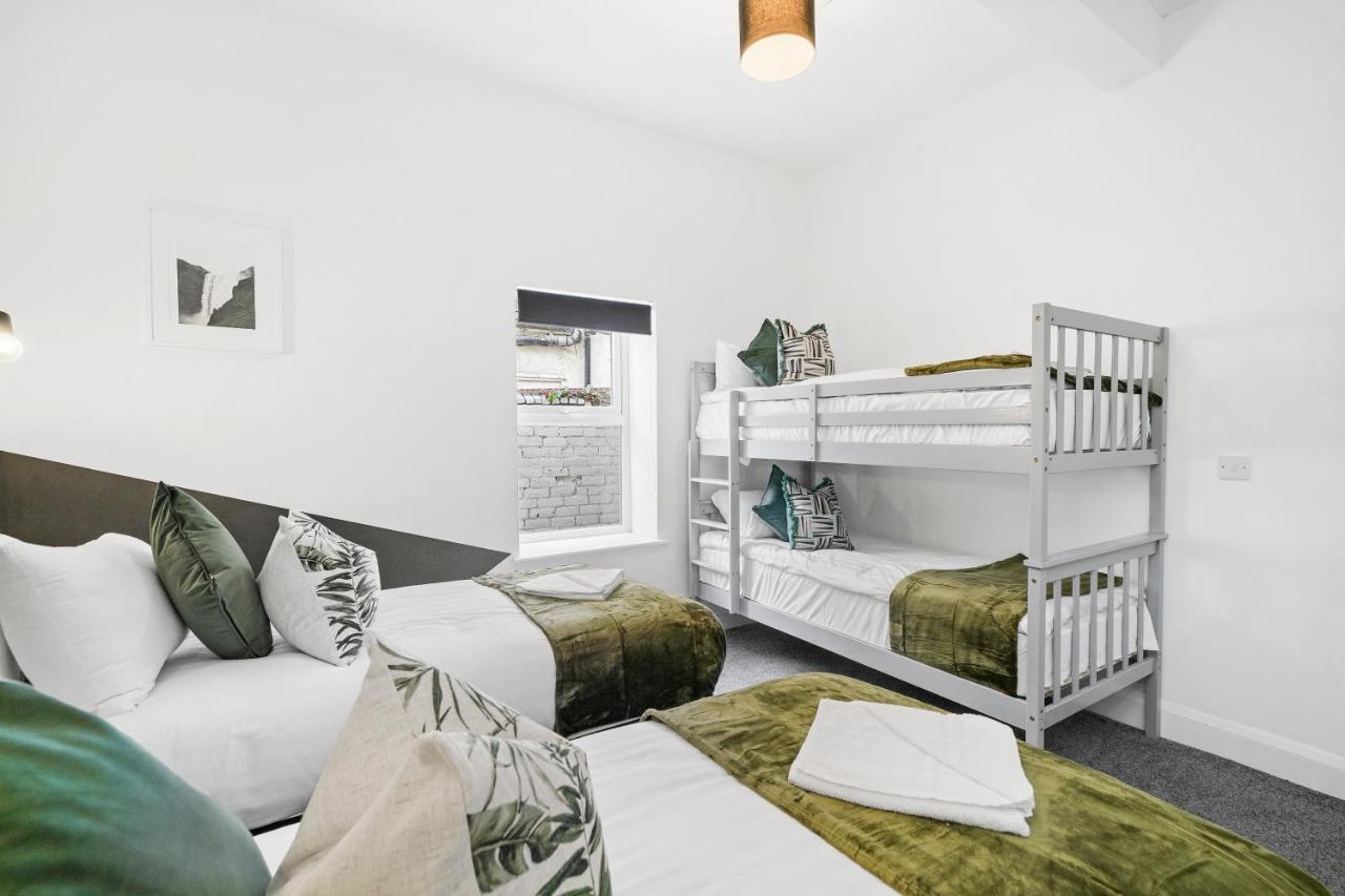 Luxe Holiday Apartments By Sasco Блекпул Екстериор снимка