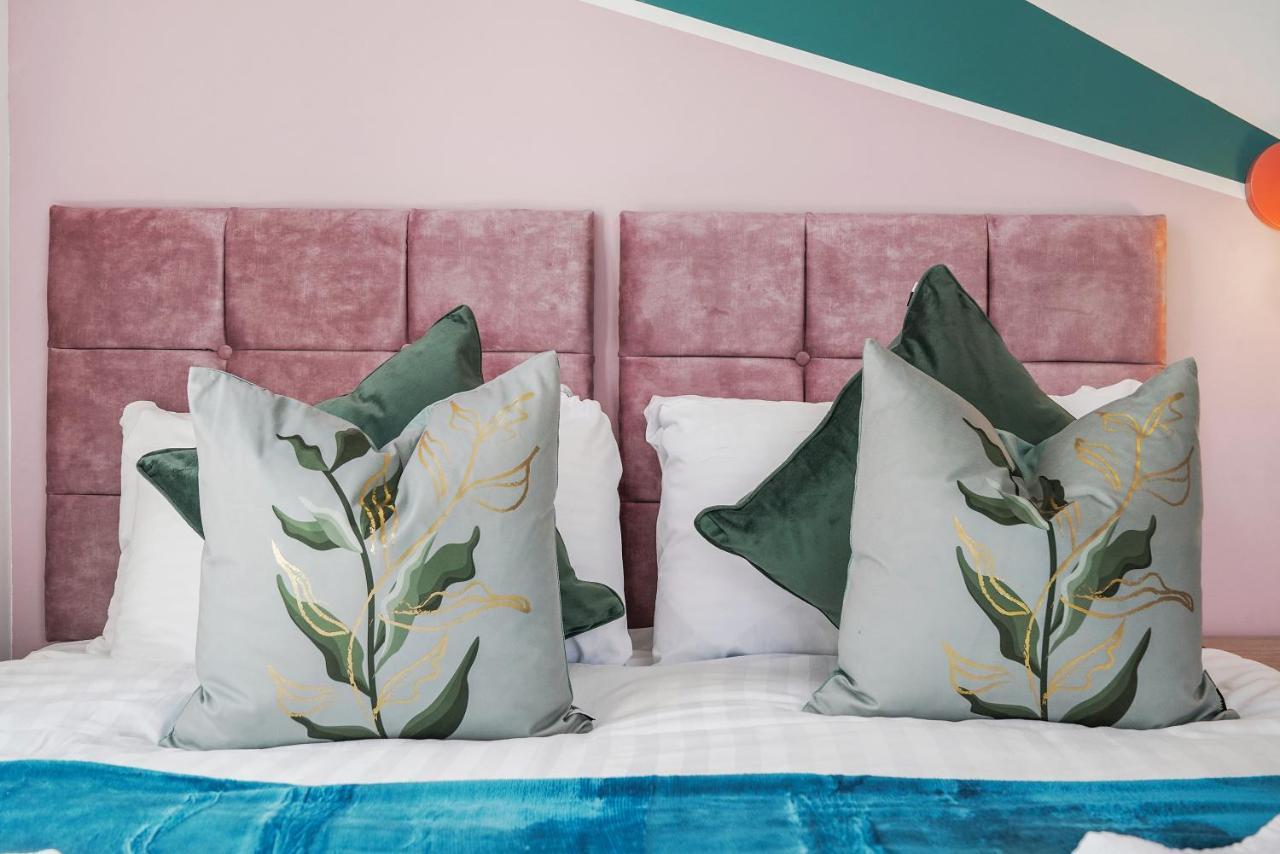 Luxe Holiday Apartments By Sasco Блекпул Екстериор снимка