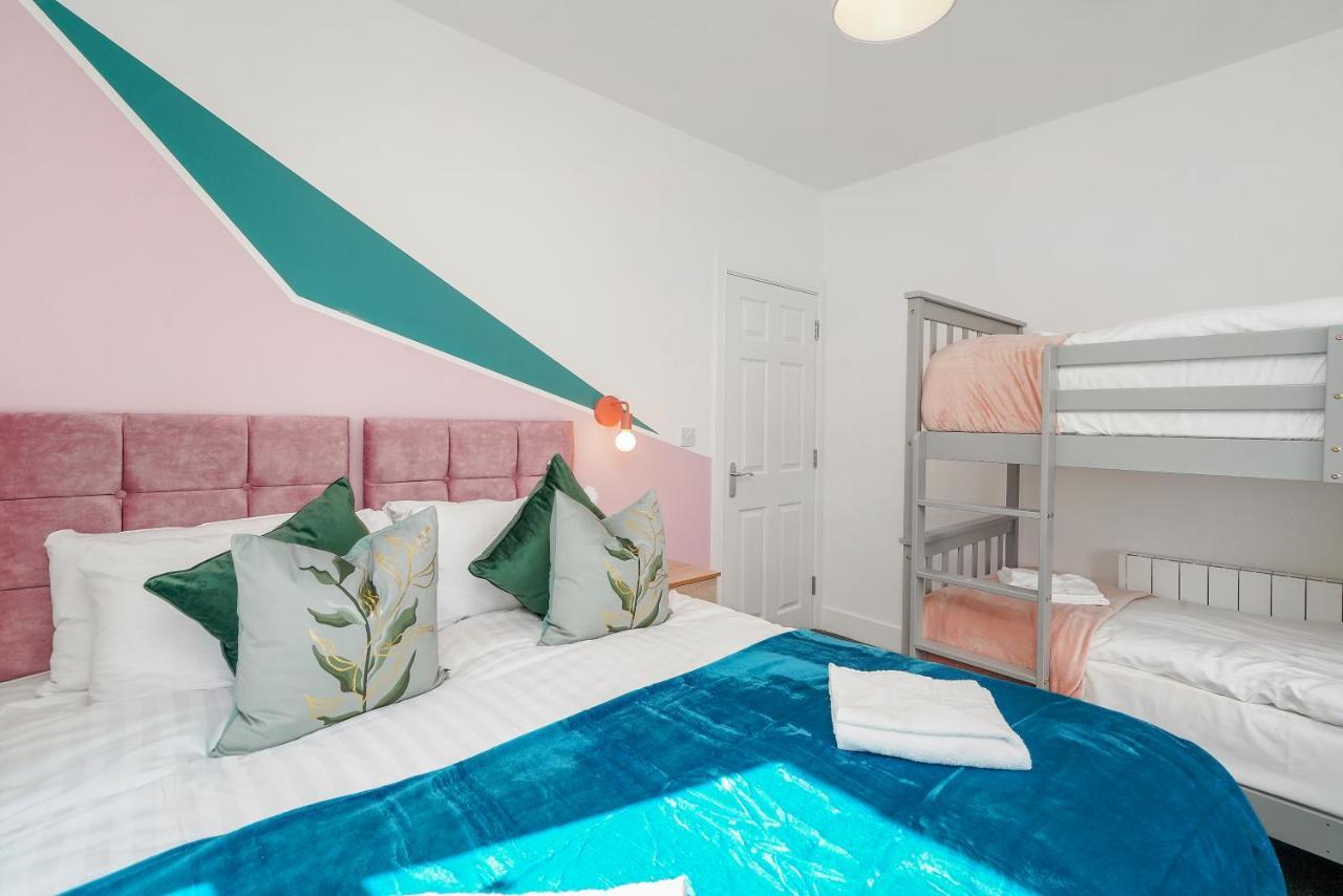 Luxe Holiday Apartments By Sasco Блекпул Екстериор снимка