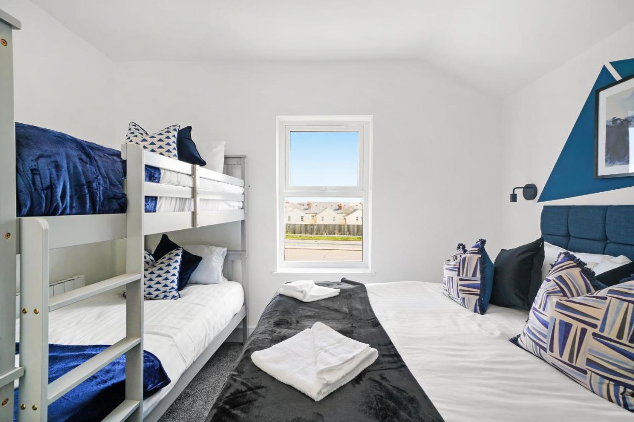 Luxe Holiday Apartments By Sasco Блекпул Екстериор снимка